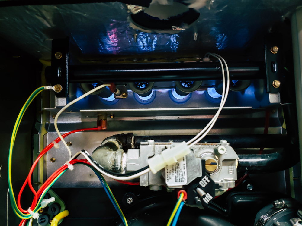 Wiring Diagram To Connect A Goodman Heat Pump To A Bryant Furnace from www.hvac.com