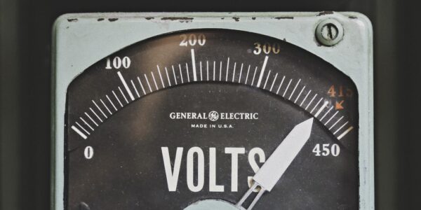 voltage-meter